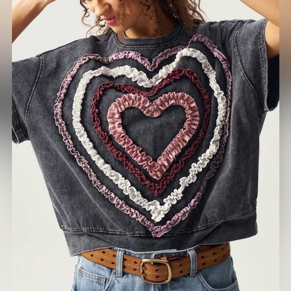 Women's Heart Ruffle Top - Picture 3 of 10